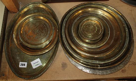 Various Indo-Persian brass dishes (12)